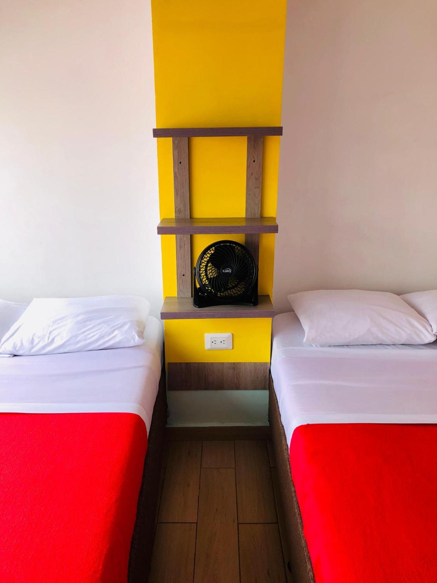 Hotel Cafe Color Армения Экстерьер фото