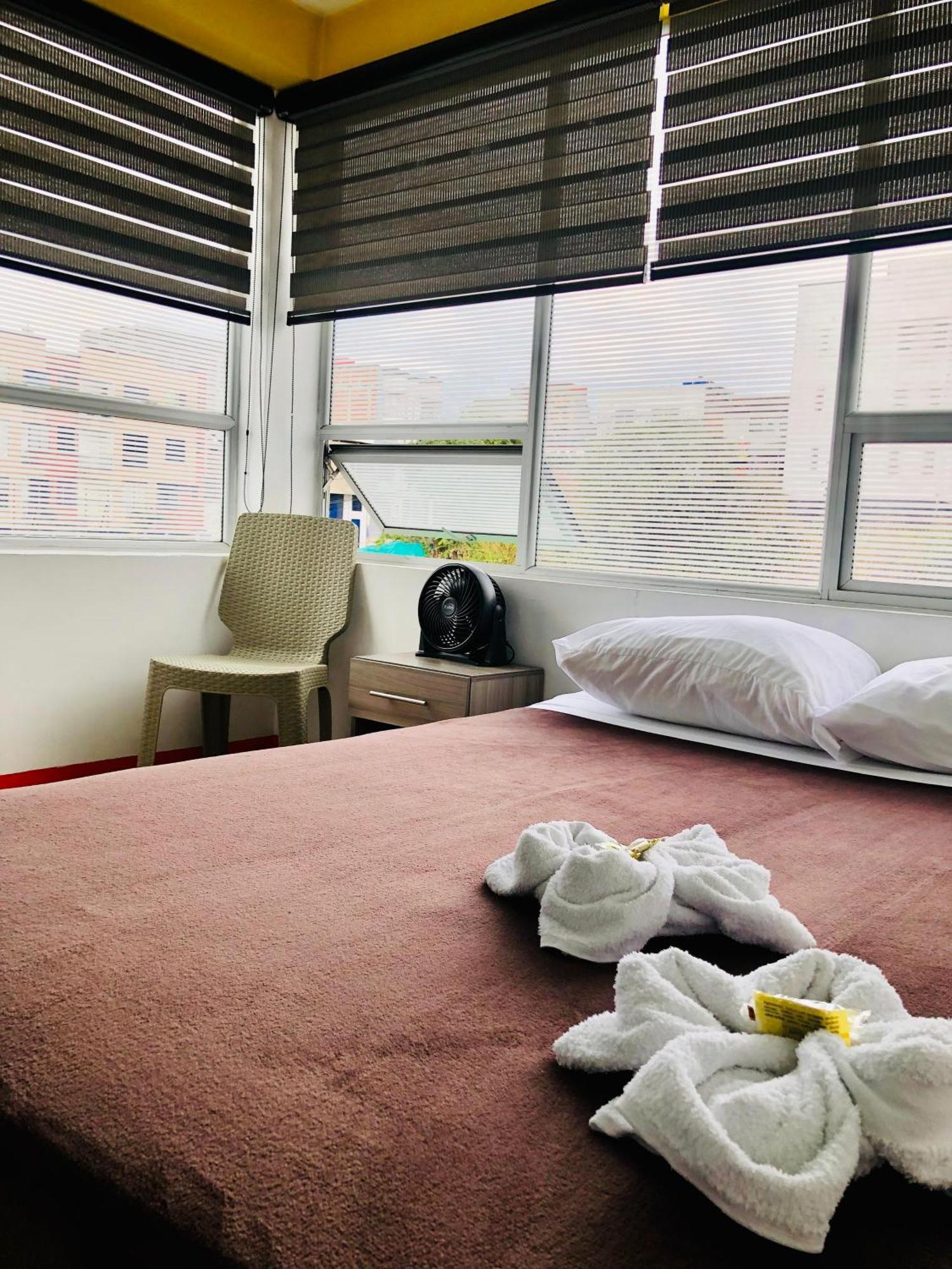 Hotel Cafe Color Армения Экстерьер фото